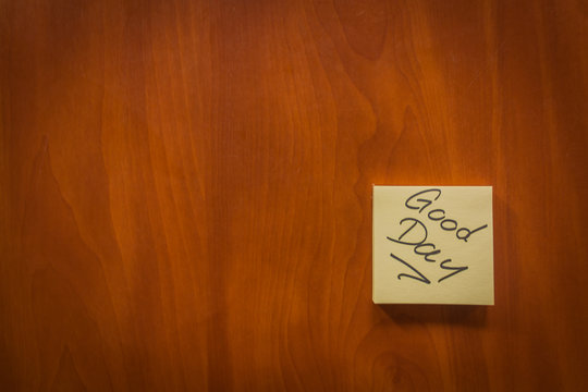 mensajes positivos en post it
