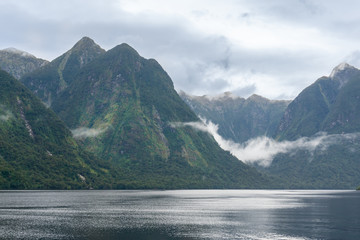 Fiords Mountans Hills Sea Waterfall Boat Fiorland Milford Sound Doubtful Sound New Zealand 