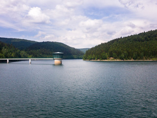 Stausee Messtation im See