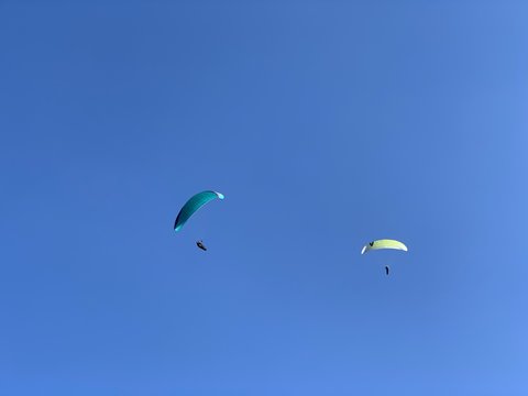 Paragliding fly at Hungary Harmashatar hill