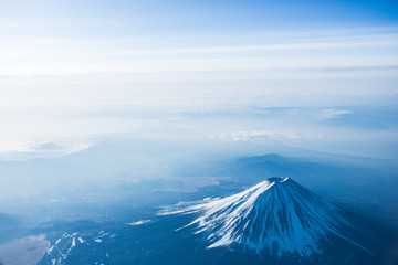 上空から見る富士山