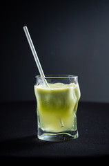 green apple and spinach juice