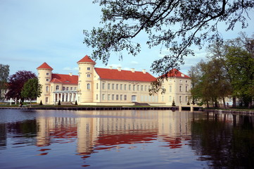 Fototapeta na wymiar Schloss Rheinsberg in Brandenburg 2010