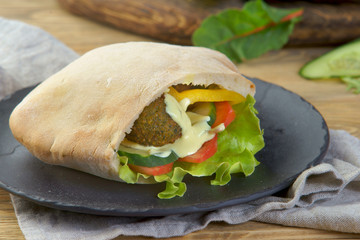 pita with falafel and vegetables
