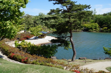 It is a photograph of EXPO 2005 Aichi Commemorative Park.
Nickname is Morikoro Park.