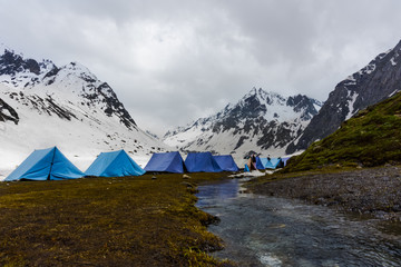 The amazing trek to hampta pass himalaya himachal pradesh