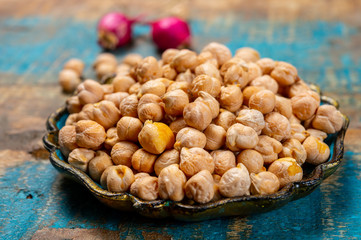 Portion of dried uncooked chick peas