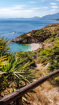 Blick auf eine herrliche Bucht - Cala Tonnarella dell&acute; uzzo, Naturreservat Sizilien