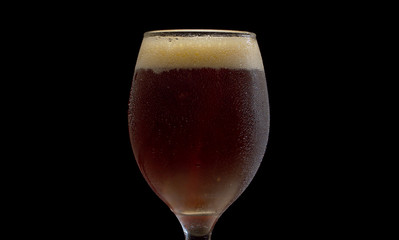 Macro dark beer in a glass