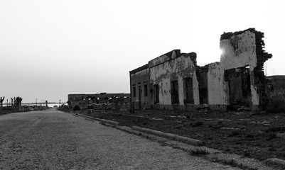 Sunset in epecuen B/W