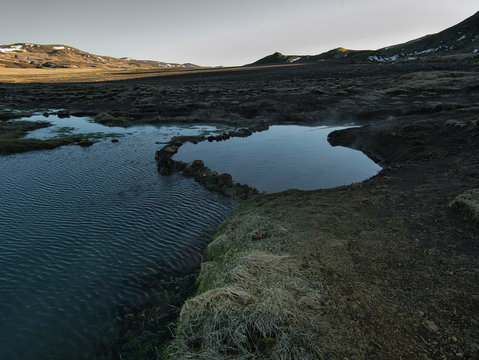 Skatalaug ein kleiner geothermaler Pool in Island