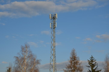 technologia sieci 5 G , śmierć sieci 5 G , wieża sieci 5 G ,  antena sieci 5 G , comunication 5 G ,  5 G , 4G , 5G , zdrowie ,koronawirus 5 G , coronawirus  5 G , koronawirus  sieci 5 G , © Szymon