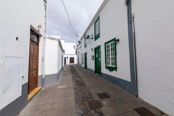 Fototapeta na wymiar Beautiful colorful streets of old colonial town in Los Llanos de Aridane in La Palma Island, Canary Islands, Spain.