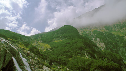 wodospad w Pieninach © Mariusz