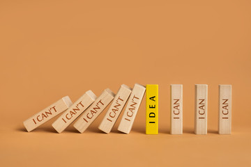 block idea stops the falling blocks on the table