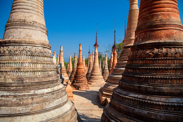 Shwe Inn Dein Pagoda, Inle lake, Myanmar