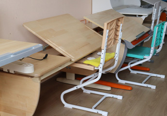school tables and chairs showroom