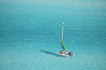 Naklejka premium boat on the sea