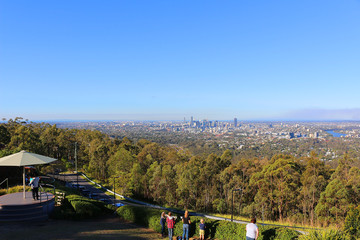 Obraz na płótnie Canvas View at Brisbane from viewing platform at Mount Coot-tha (Queensland, Australia)