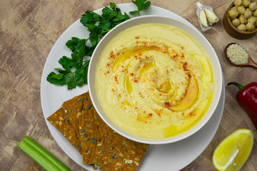 chickpeas hummus with olive oil