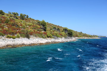  Landscapes of Croatia's islands and beaches © moniadk