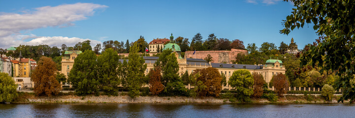 Fototapeta na wymiar Panaromic View of the Straka Akademie across the Vlatava River, Prague, Czech Republic, 