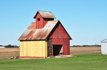 Fototapeta premium Old Small Barn
