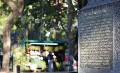 Monument in Buenos Aires with "Canto a Buenos Aires" lyrics