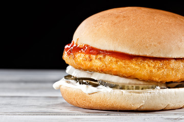 The classic chicken burger with the taste of bursting pickled flavor. Perfect for home delivery.