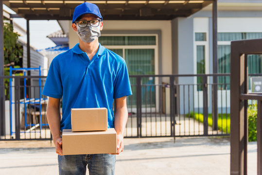 Delivery Man With Box He Protective Face Mask, Service Customer In Front Of The House