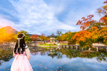 Autumn at Gyeongbokgung Palace Seoul,South Korea