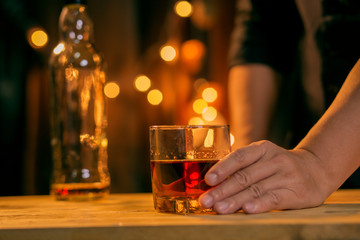 Barman pouring whiskey whiskey glass beautiful night
