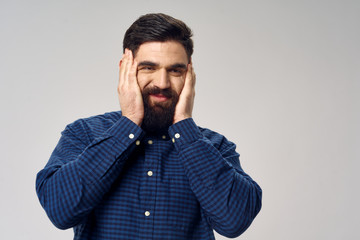 Obraz premium portrait of a man with a headache