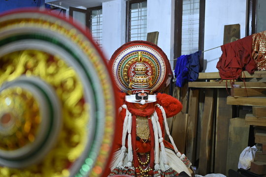 Kadhakali Chuttikuthu