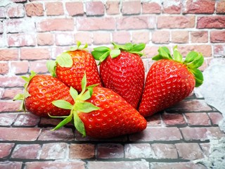 appetitliche große süße saftige Erdbeeren