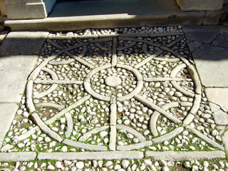 Stones paved street mosaic in the old town of Labin - Istria, Croatia (Kamenjem poploceni mozaik ulice u starom gradu Labinu - Istra, Hrvatska) © Mario