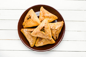 Russian meat and mushroom pie,kurnik © nikolaydonetsk