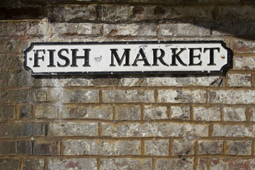 old fish market street sign