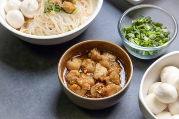 Garlic cracklings with lard; good and delicious oil for noodle. 