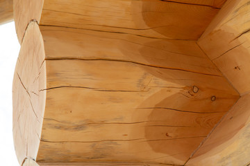 Obraz na płótnie Canvas new wooden house made of round logs.