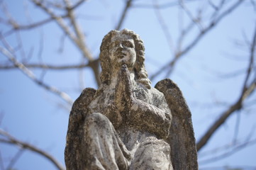 statue of angel