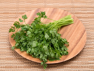 ハーブ　チャービル
