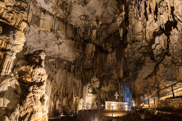 Fototapeta na wymiar Melidoni cave in Crete, Greece
