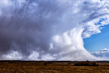 Fototapeta na wymiar Storm clouds with freezing precipitation (graupel)