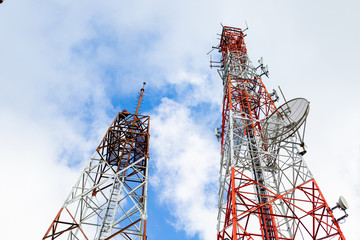 Telecommunication antenna