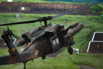 陸上自衛隊の多用途ヘリコプター
