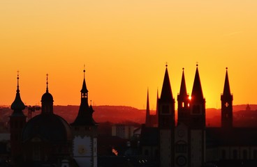 Fototapeta na wymiar Würzburg bei Sonnenaufgang