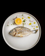fried fish with lemon