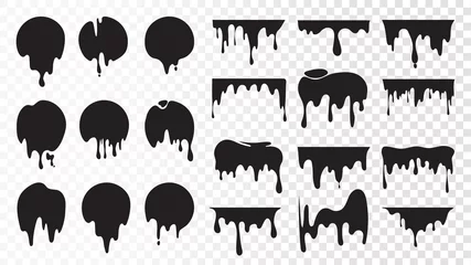 Fotobehang Zwarte druipende inkt. Geïsoleerde vlekken van verf, drijvende olievlekken vector set. Klodderverf, inktspetters zwart, vlek- en druppelillustratie © ONYXprj