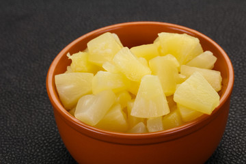 Marinated pineapple pieces